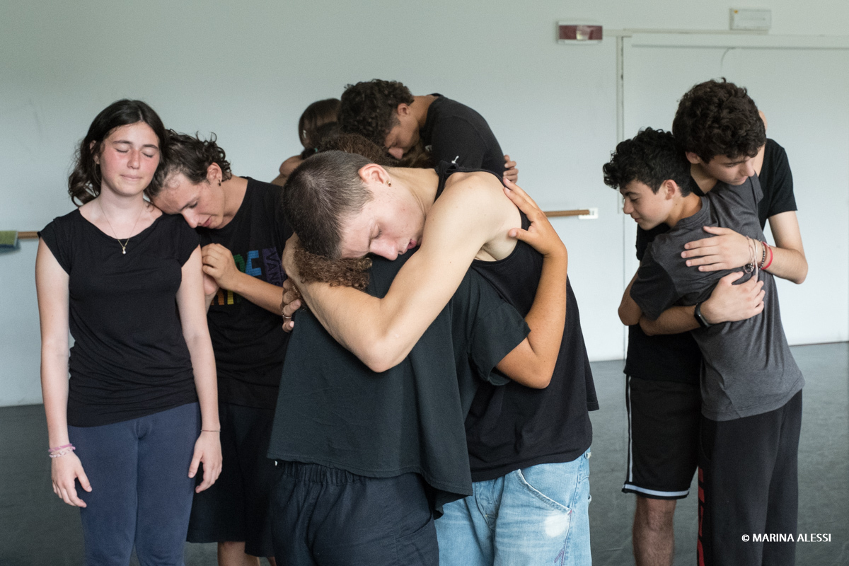 https://teatro.fondazionemilano.eu/uploads/corsi-extra/DSCF0262-phMarinaAlessi-web.jpg